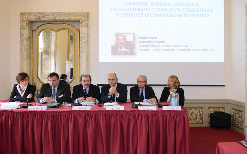 Tavolo Relatori (prima parte del convegno)